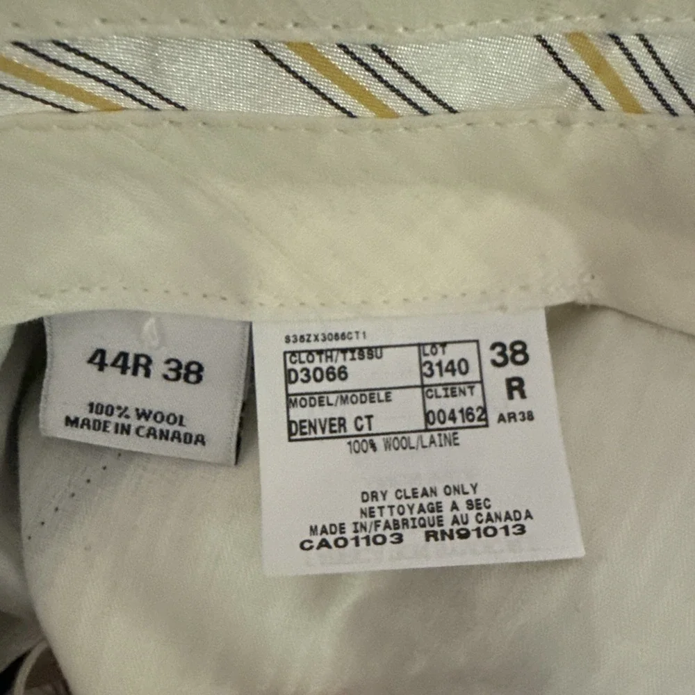 Daniel Cremieux Loro Piana Suit 44R 38x30 Gray Pinstripe Super 130's Wool Canada